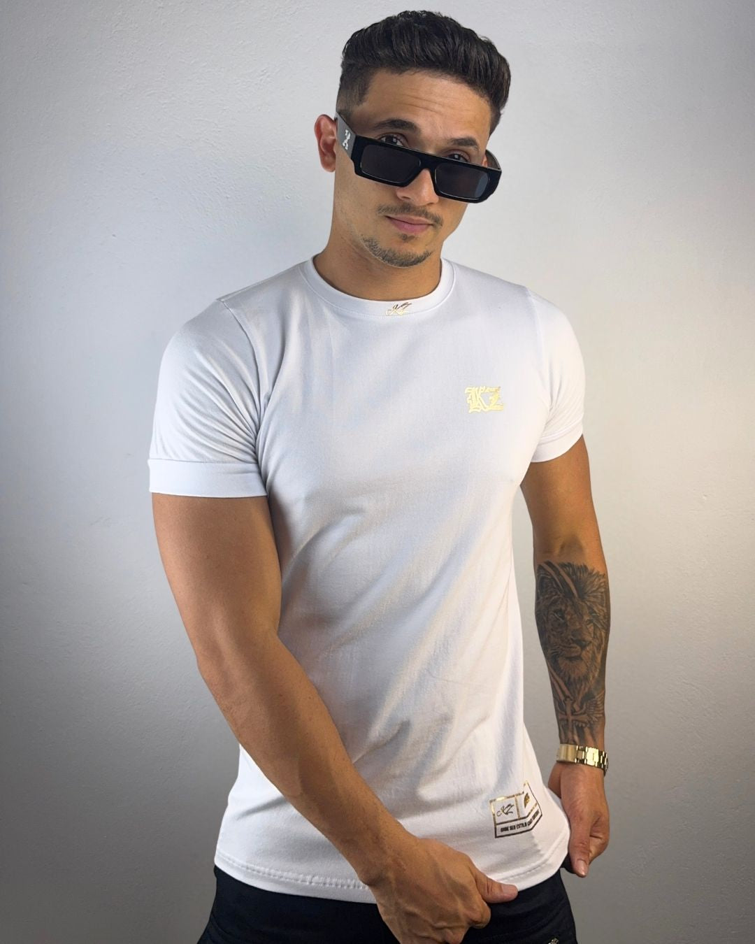 Camiseta Slim Absolut Branca Gold