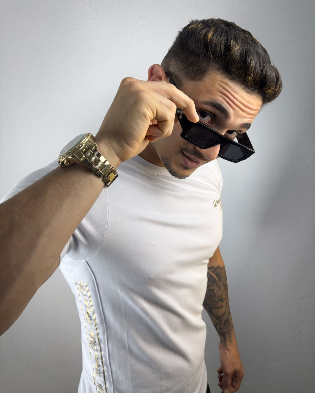 Camiseta Slim Deluxe Branca Gold