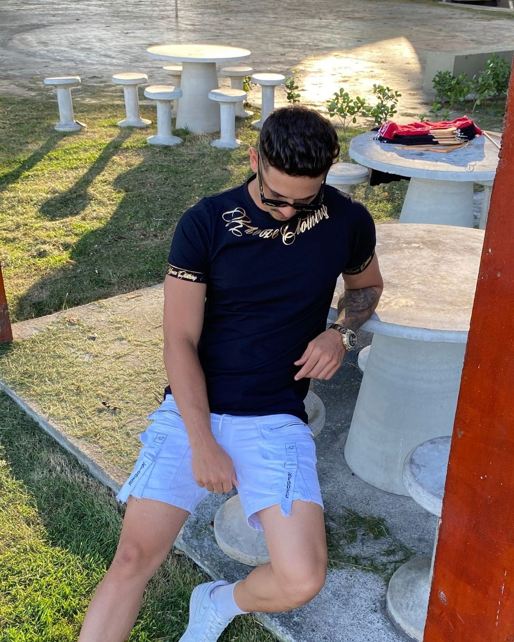 Camiseta Slim Fonte Preta Gold